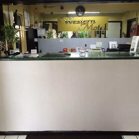 奥古斯塔迪恩斯桥道骑士酒店 奧古斯塔 外观 照片